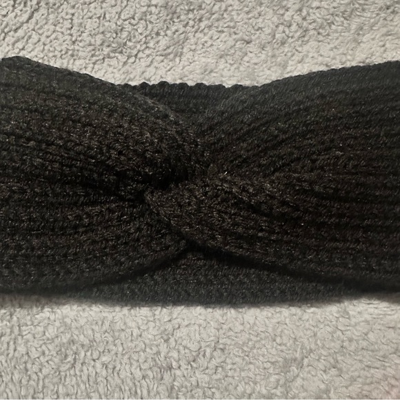 ❤️ $10 Flash Sale 3 Pack Cable knit crochet headband ear warmers - Picture 5 of 9